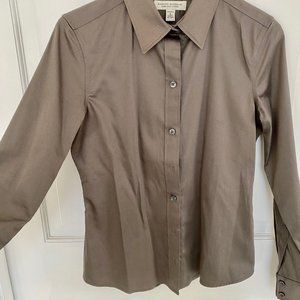 Banana Republic Blouse Silver/Gray Size Size 4